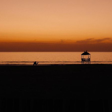 حياة بالاس تغازوت باي المظهر الخارجي الصورة Sunset at the Dead Sea