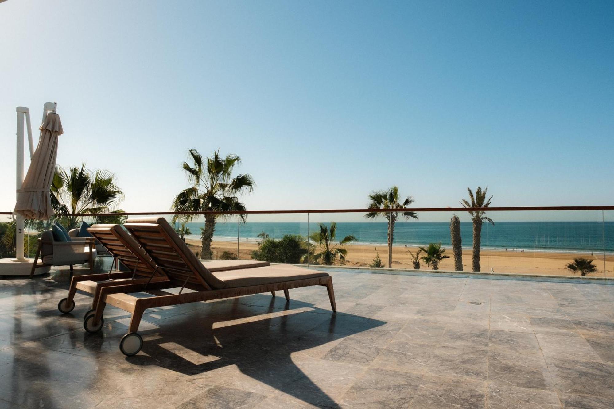 حياة بالاس تغازوت باي المظهر الخارجي الصورة View of the beach from the hotel